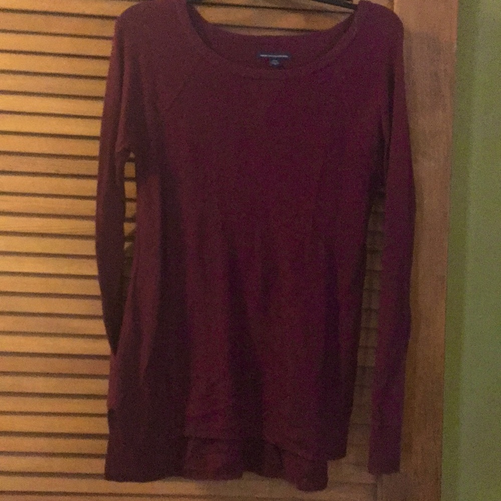 Maroon sweater